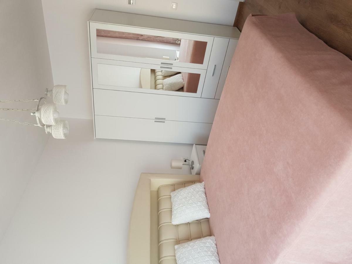 Apartament Monadin 3 براشوف المظهر الخارجي الصورة