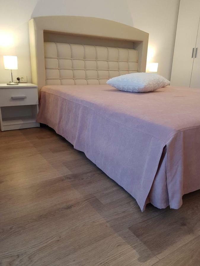 Apartament Monadin 3 براشوف المظهر الخارجي الصورة